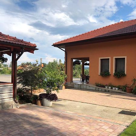 Pensiunea Crimar Ilteu Ngoại thất bức ảnh